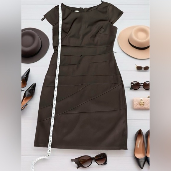 Tailored Dress Barn Little Chocolate Dress - Perfect for Any Occasion, Size 6 - Picture 1 of 15